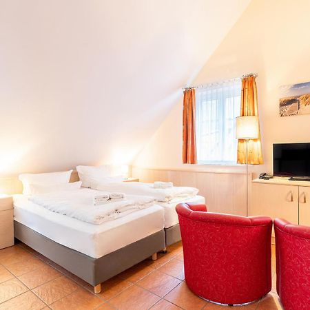 Seetelhotel Nautic Usedom Duenenhaeuser อึคเคอริทซ์ ภายนอก รูปภาพ
